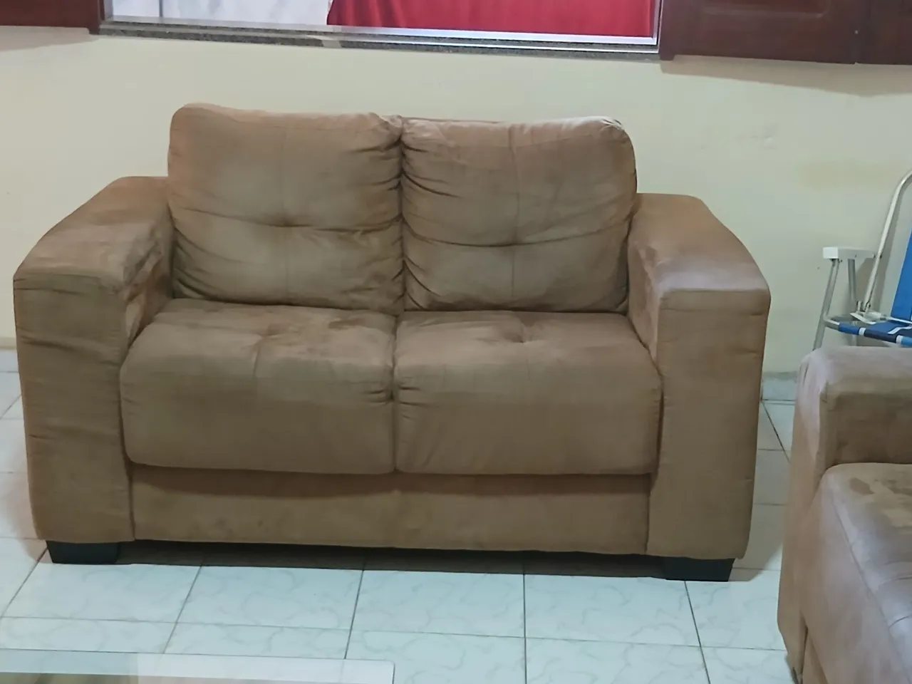 Sofá 2 Lugares Confortável e Elegante