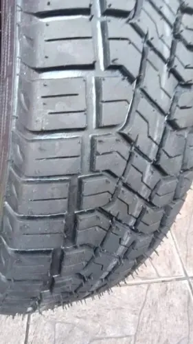 Pneu para carro
