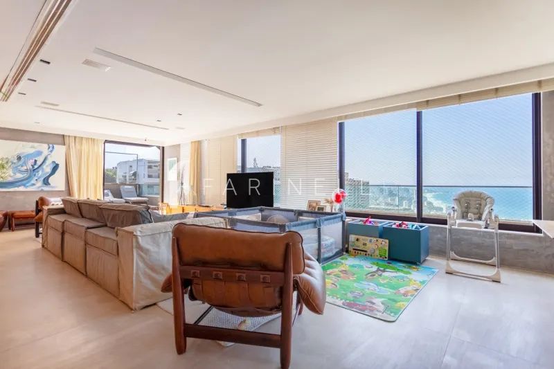 Cobertura linear mobiliada com vista privilegiada no Alto Leblon. - Foto 4