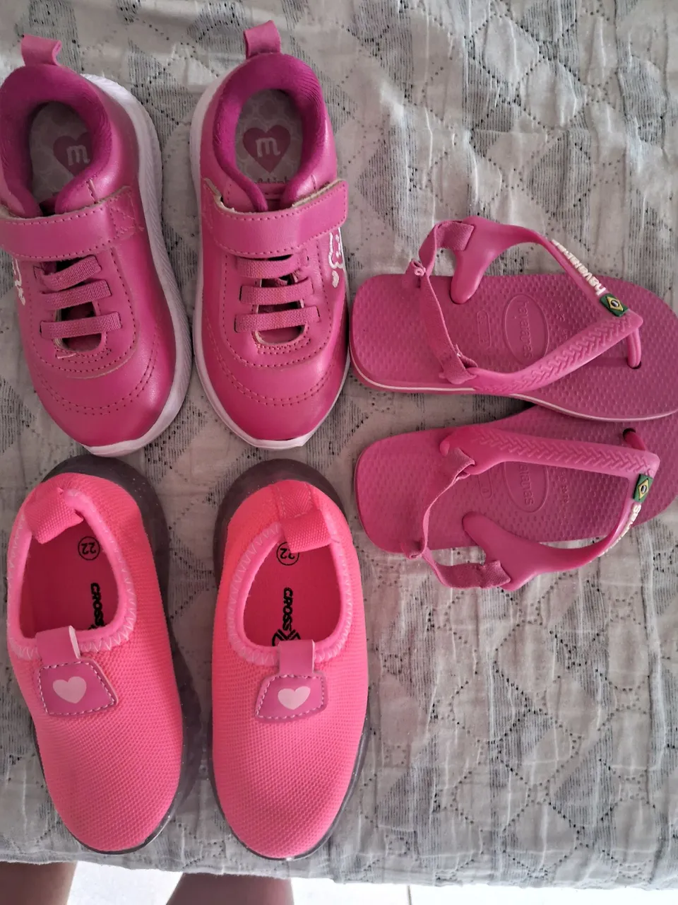 Kit de Sapatos para Bebê Menina - Tênis e Sandálias Rosa