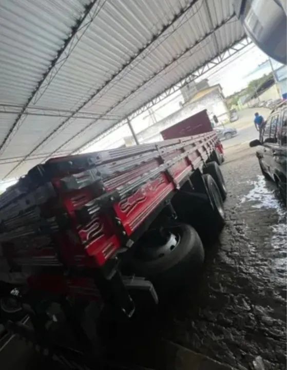 Caminhão Truck R$ 350,000 - Foto 3