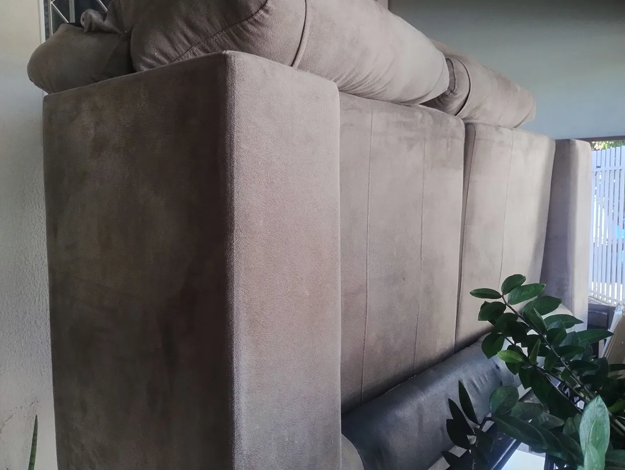Sofa retrátil super conservado 500