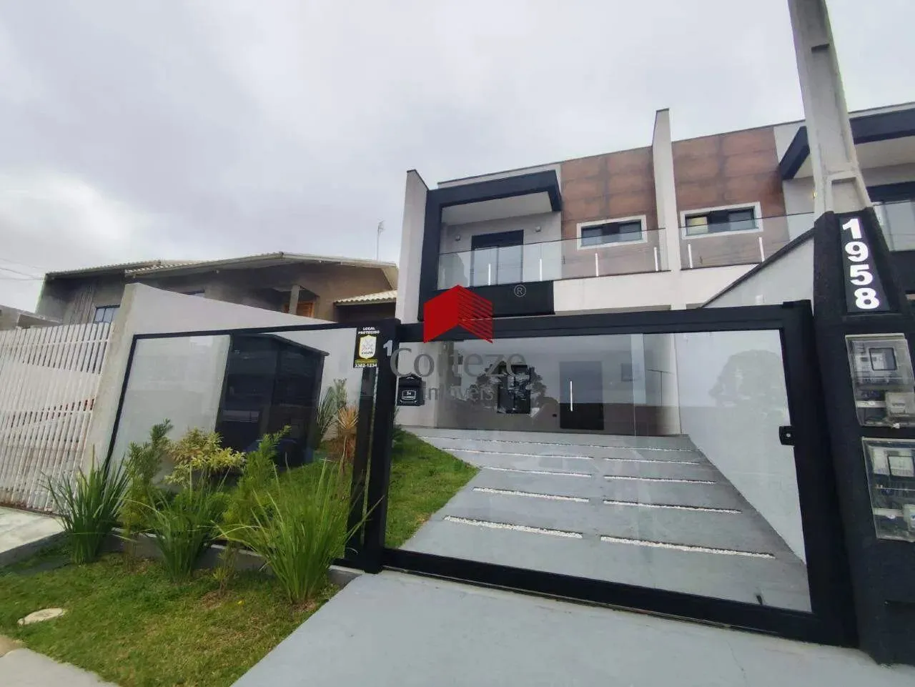 Sobrado com 192,32m² 3 quartos, à venda, no bairro Centro em São José dos Pinhais