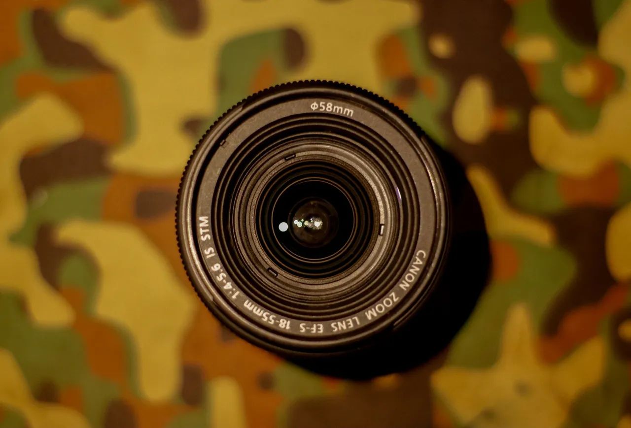 Lente Canon EFS 18-55mm IS STM (estabilizada) - Foto 2