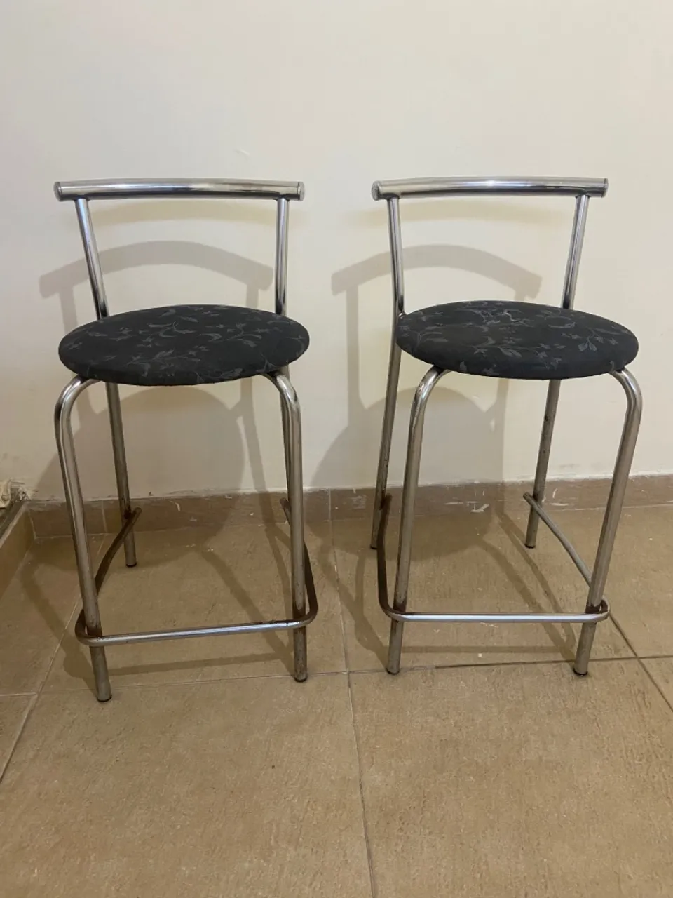 2 Banquetas para Cozinha com Encosto Cromadas