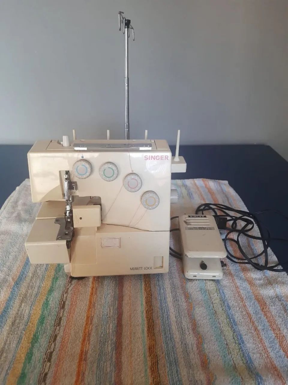 Máquina de overlock(costura)