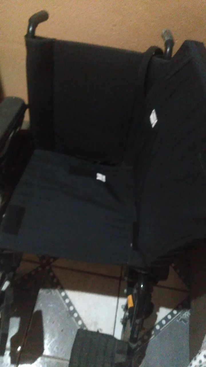 Cadeira de rodas motorizada
