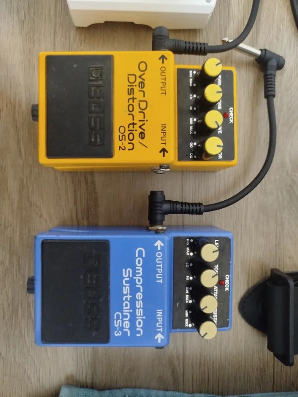 Pedais Boss: OS-2 e CS-3