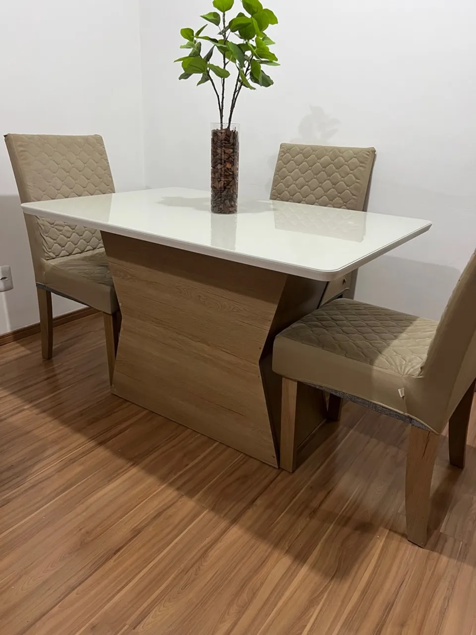 Mesa de Jantar Moderna Kappesberg