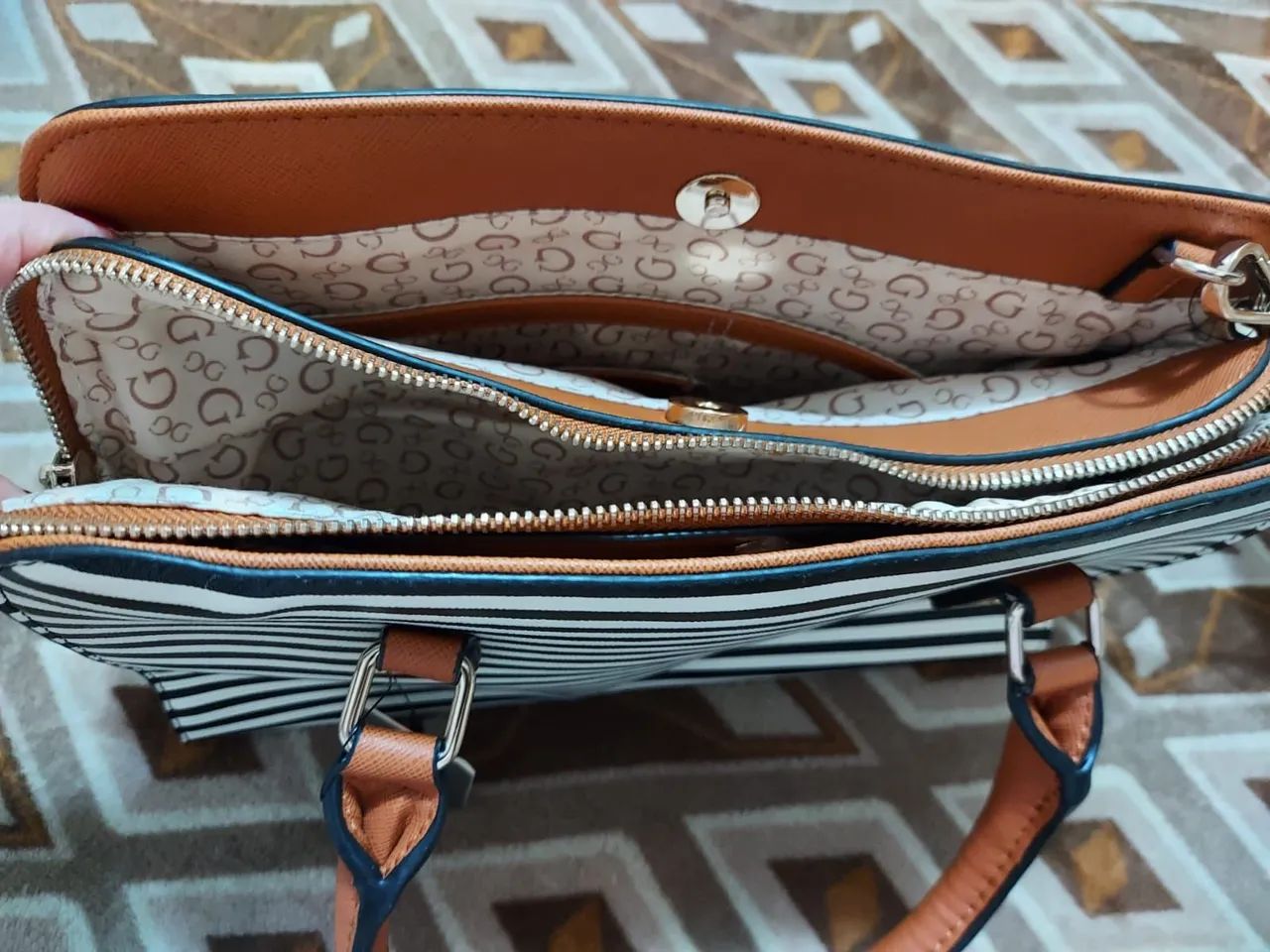 Bolsa guess  - Foto 4