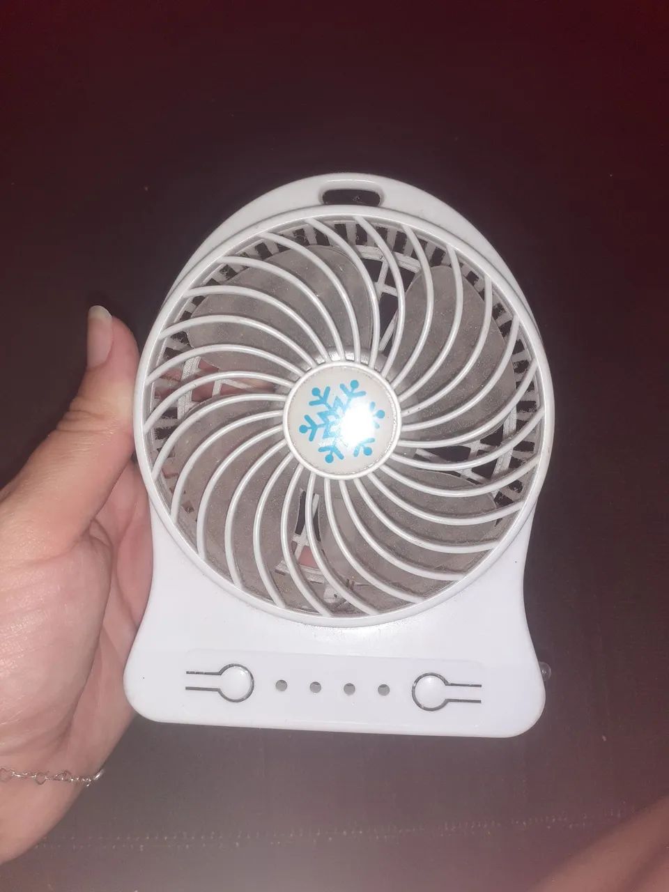 Mini Ventilador Portátil - Refresque-se em Qualquer Lugar!