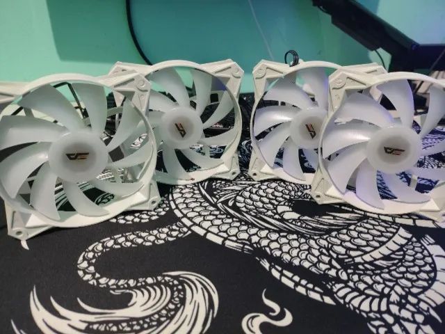 Kit 4 Fans coolers Aigo RGB para Gabinete - Foto 2