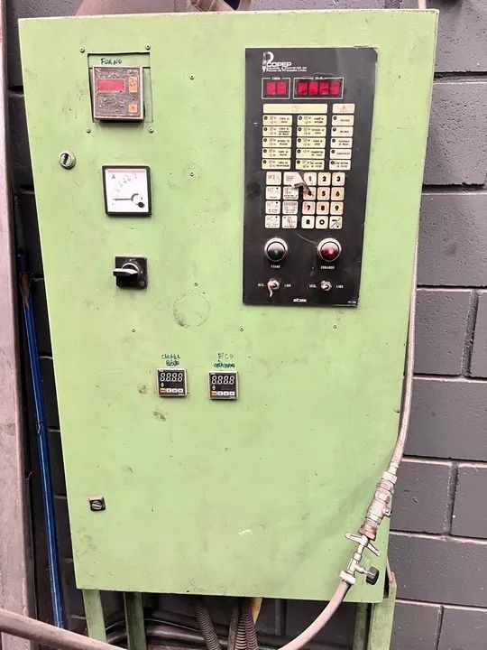 Injetora zamak Copep 5 ton em funcionamento - Foto 2