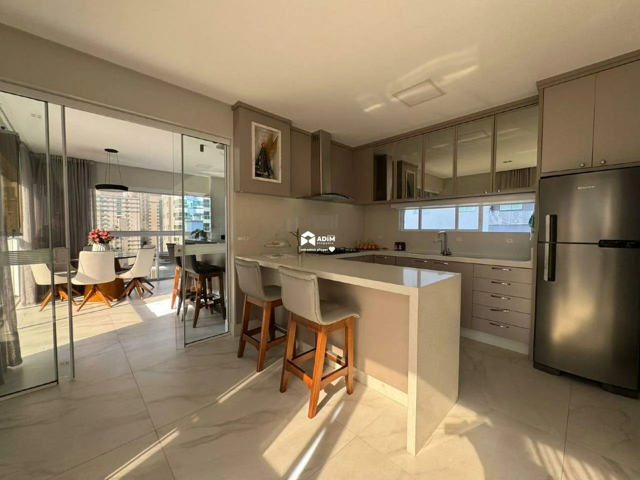 Apartamento para aluguel, 3 quartos, 3 suítes, 3 vagas, Meia Praia - Itapema/SC