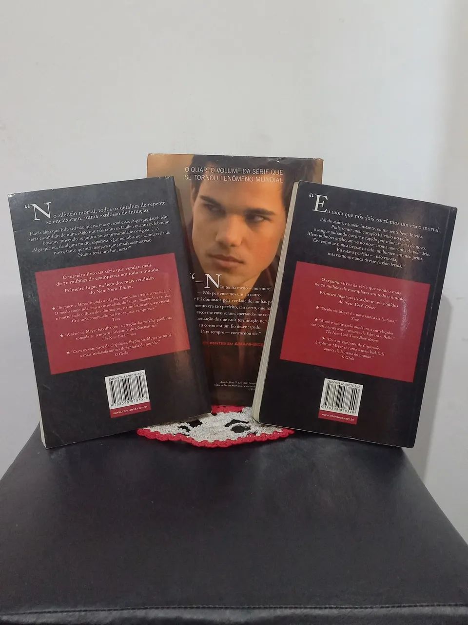 Saga Crepúsculo - Stephenie Meyer - Livros Usados - Foto 2