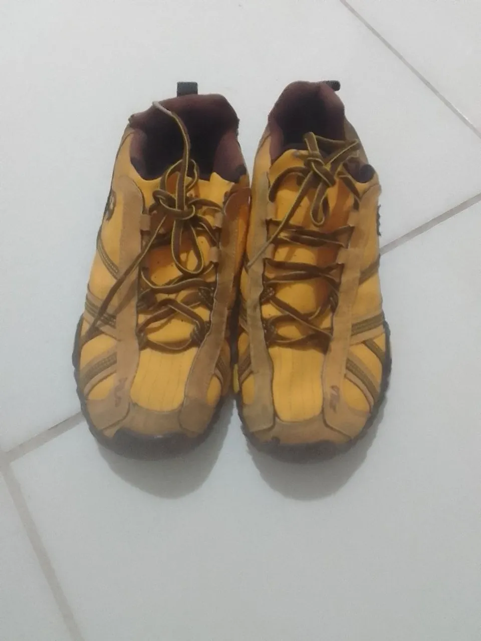 Tênis casual Amarelo FILA