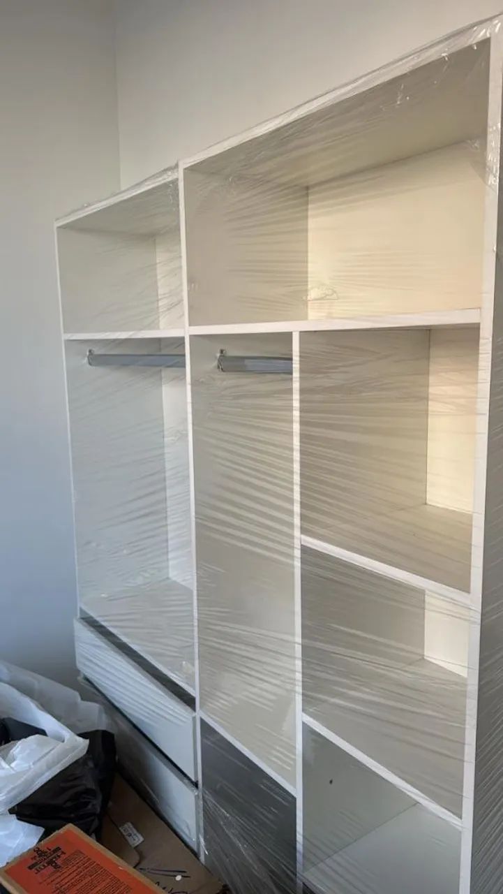 Closet em MDF Branco com Gavetas  - Foto 2