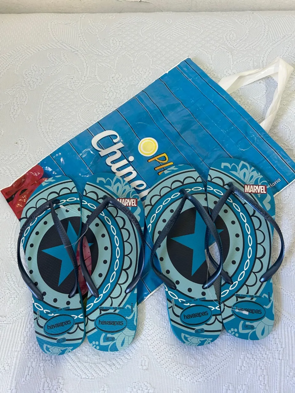 Havaianas Captain America - Marvel , as 2 por R$50,00