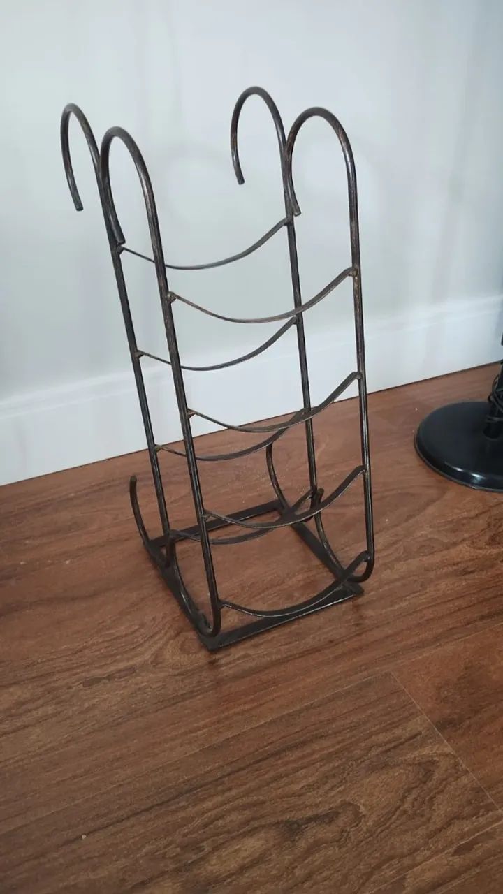 Porta Revista Antigo em Barras de Aço - Foto 4