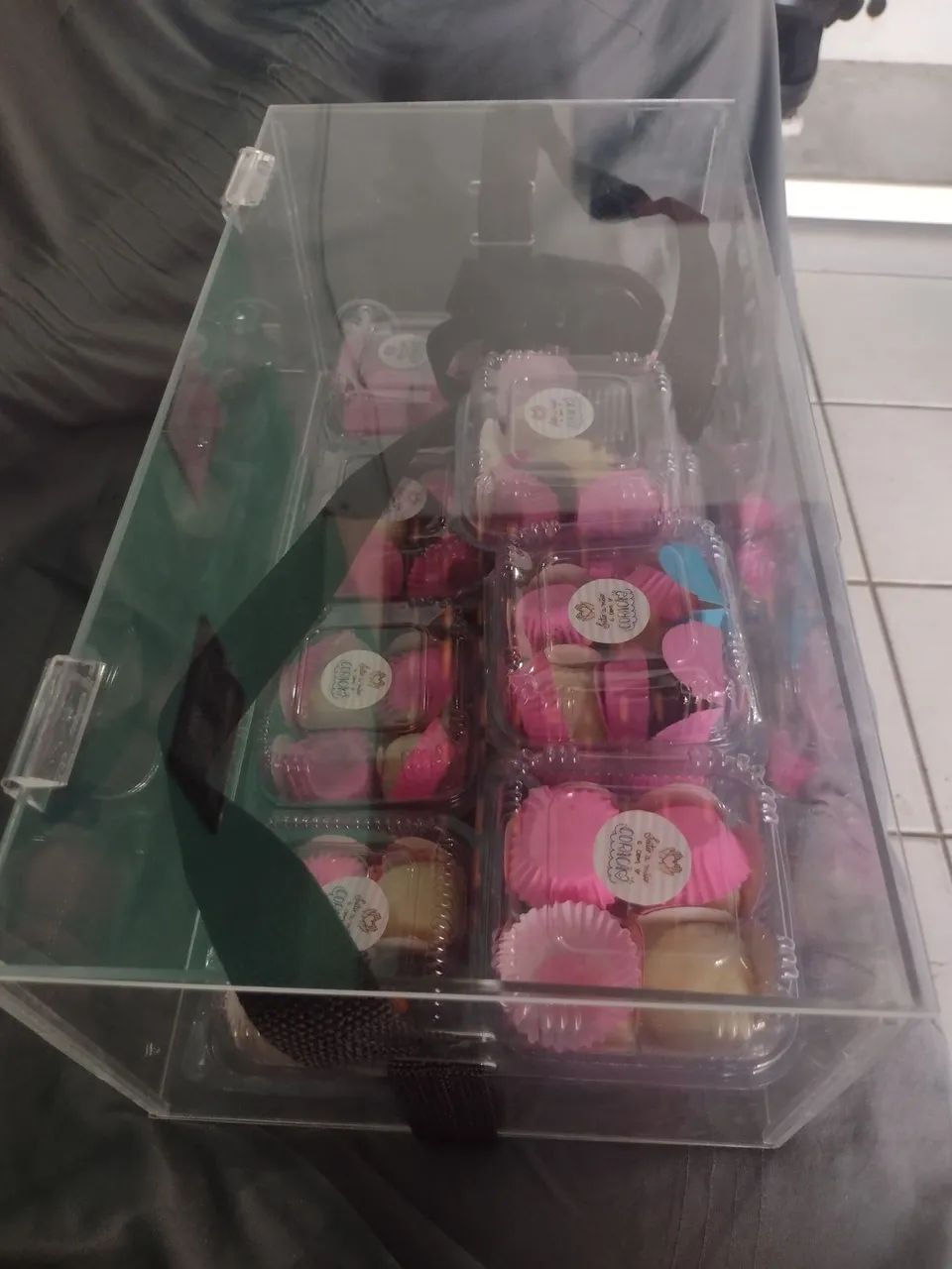 Caixa de acrílico para doces - Foto 2