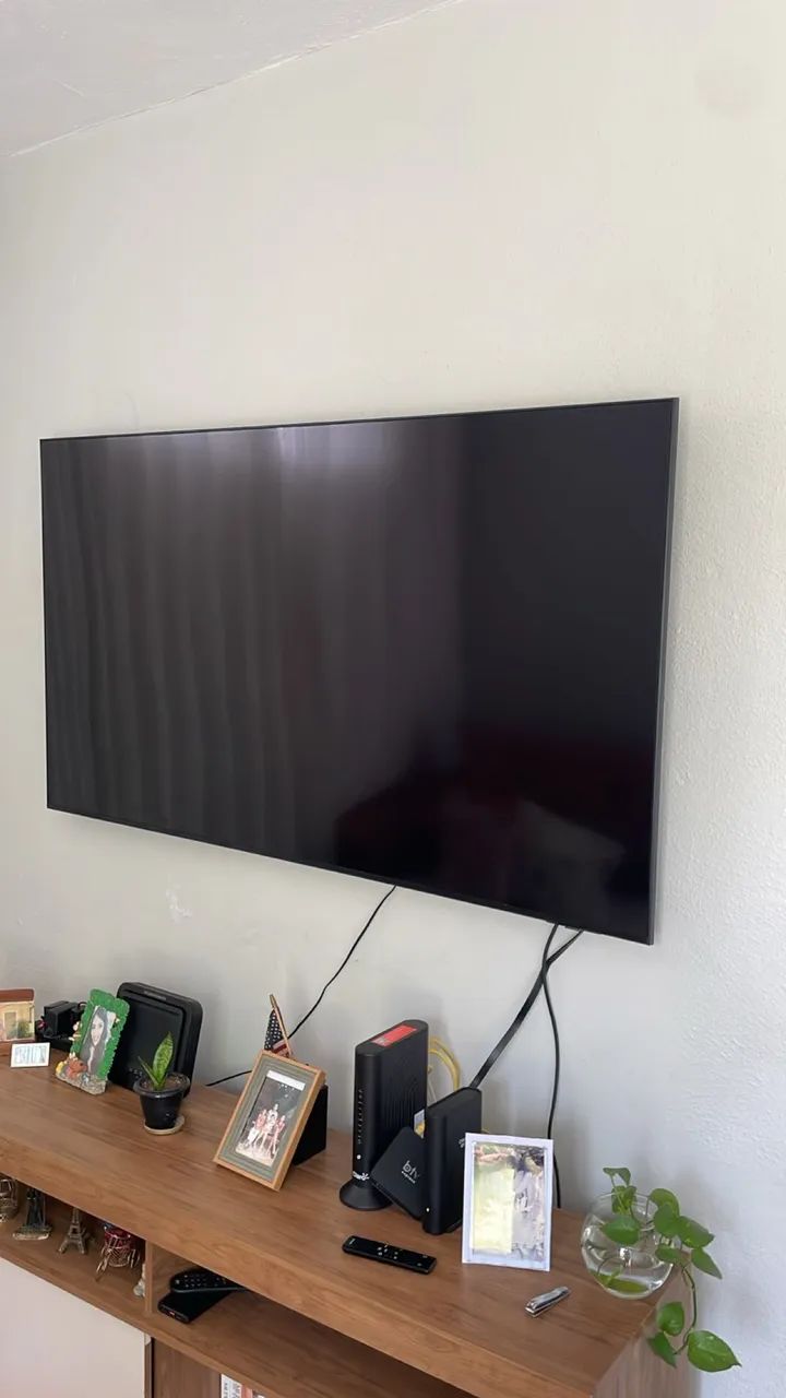 Televisão Samsung 4K 65 polegadas 