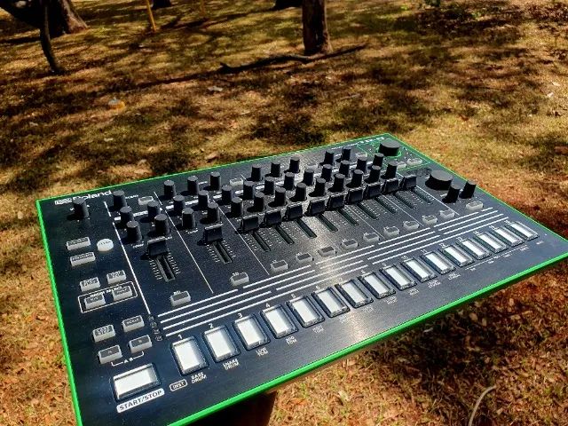 Roland TR8 - Drum machine (seminova) - Foto 2