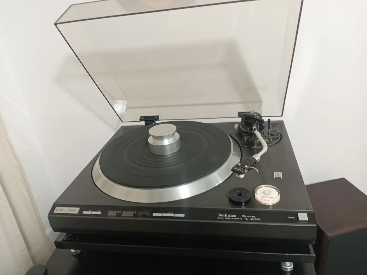 TOCA DISCO TECHINCS - QUARTZ - DIRECT DRIVE AUTOMATIC SL 1400 MK2
