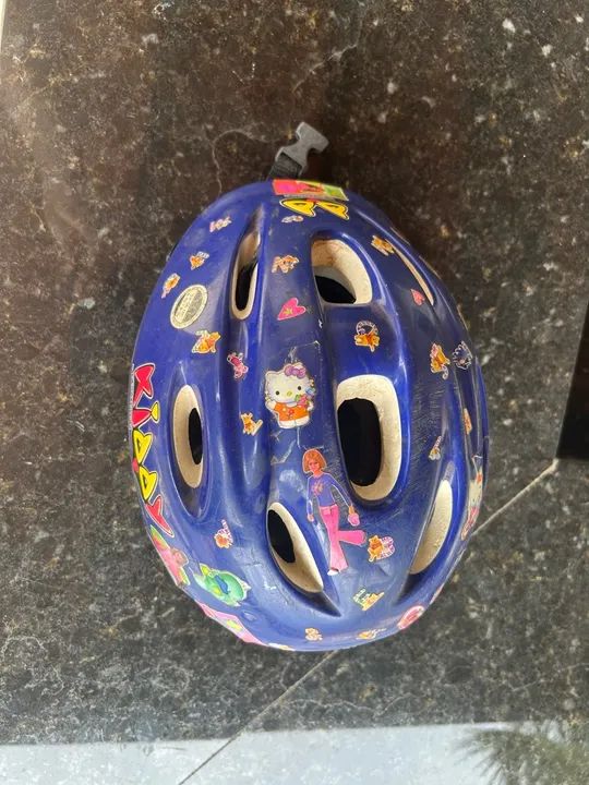 Capacete Infantil para Bicicleta - Azul com adesivos - Foto 4