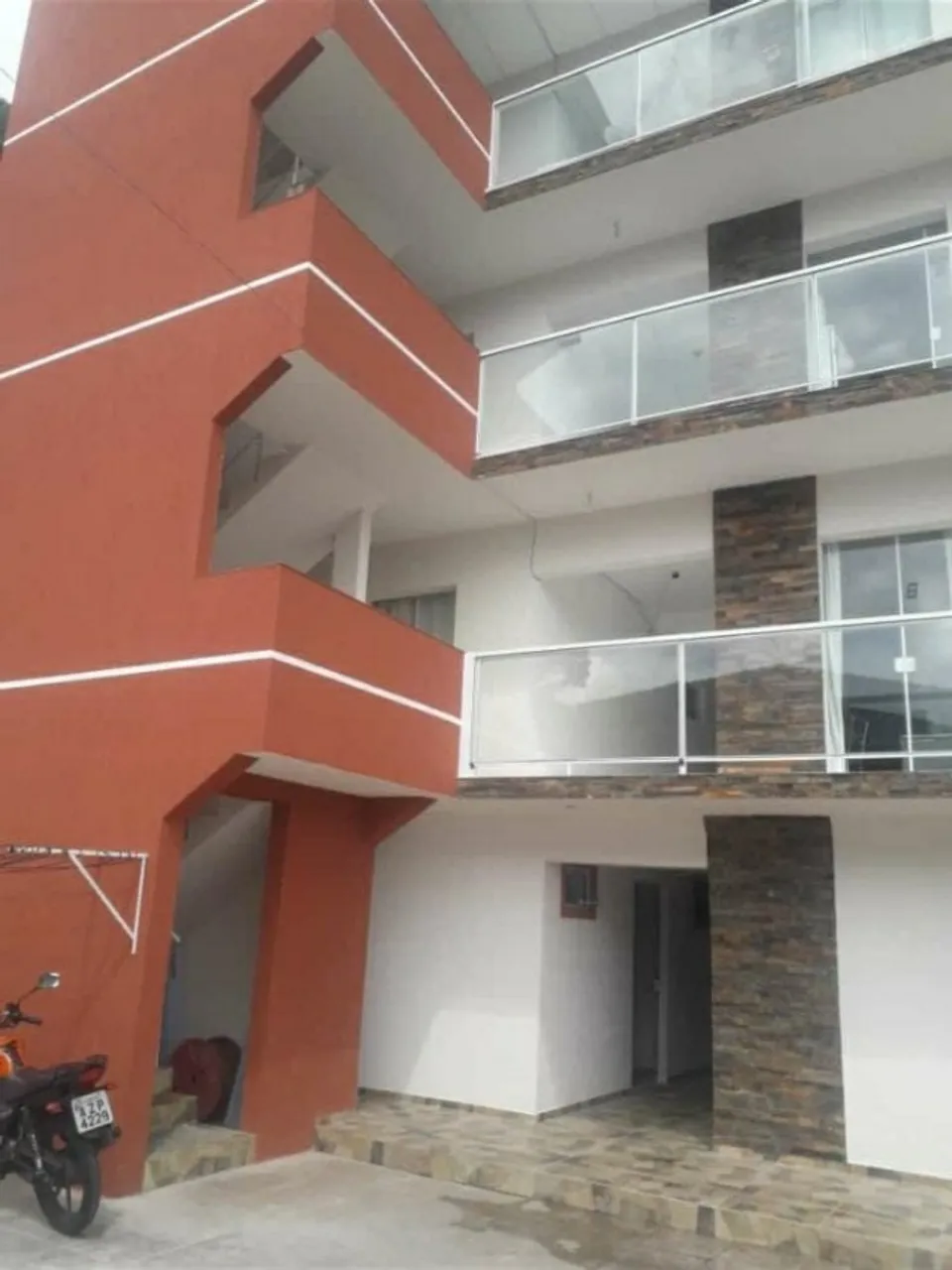 Alugo lindo ap. totalmente mobiliado - 01 quarto, td incluso - Boa Vista / Barreirinha.