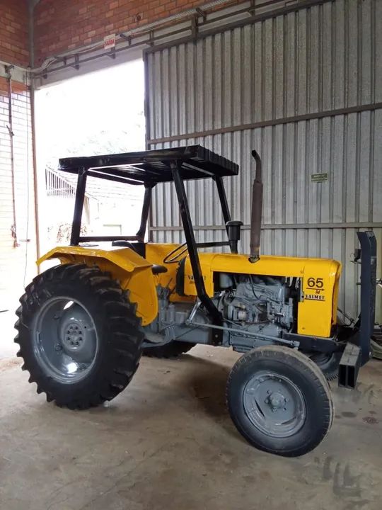 Trator Valmet 