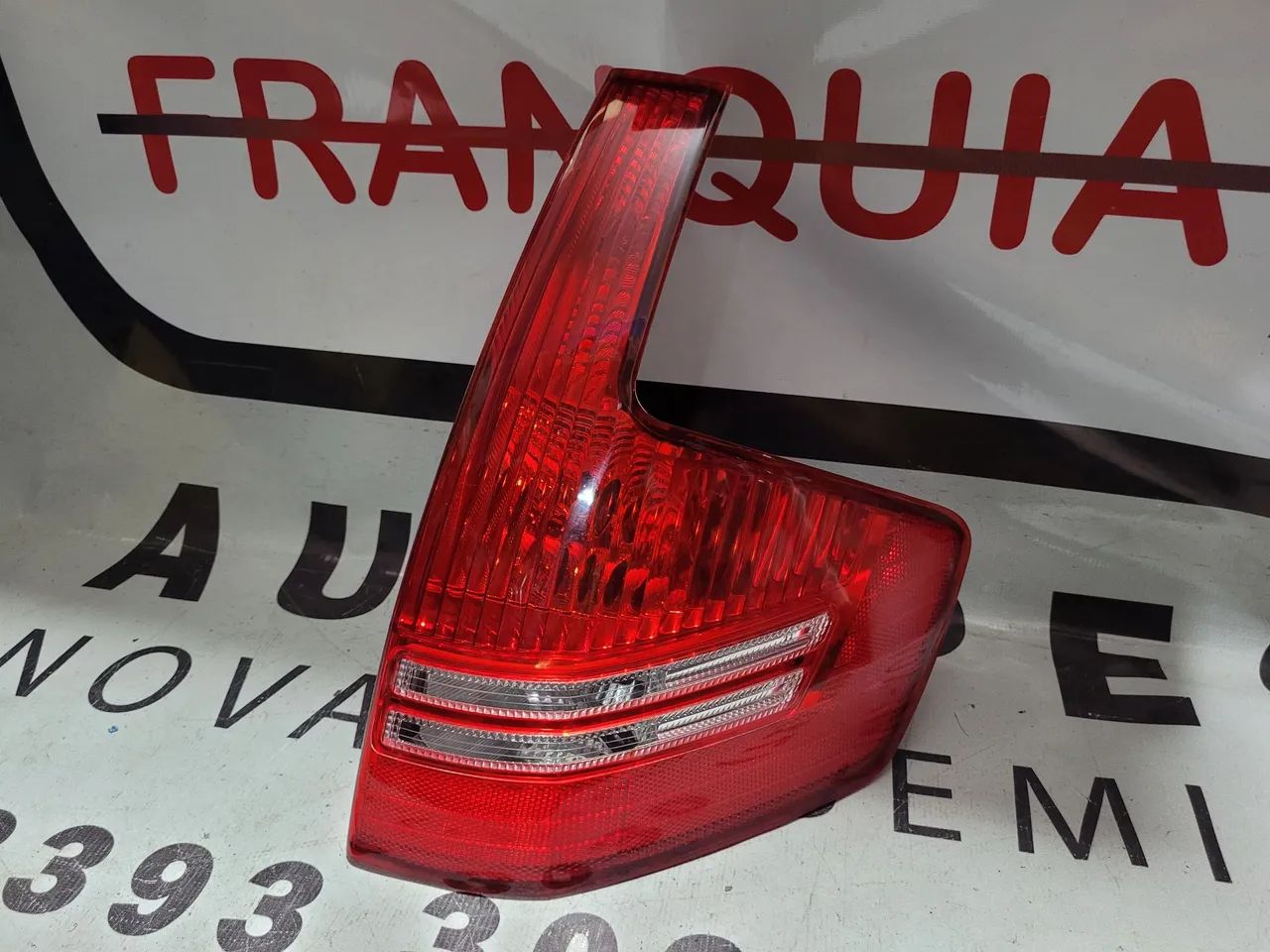 Lanterna traseira direita C4 Hatch 2008 a 2012 - Foto 2