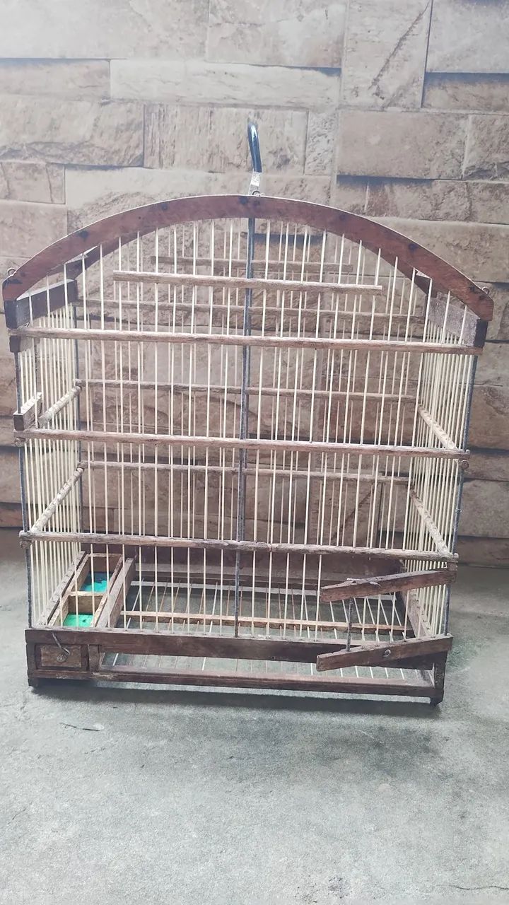 Gaiola de Madeira para Pássaros