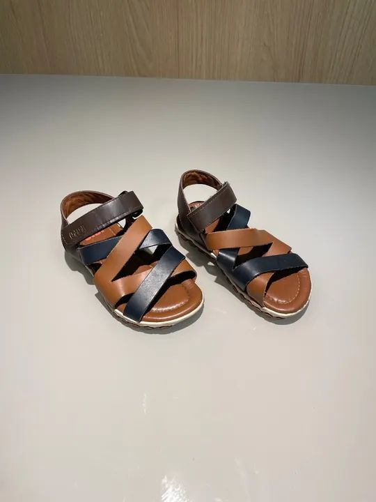 Sandália infantil Bibi em couro 