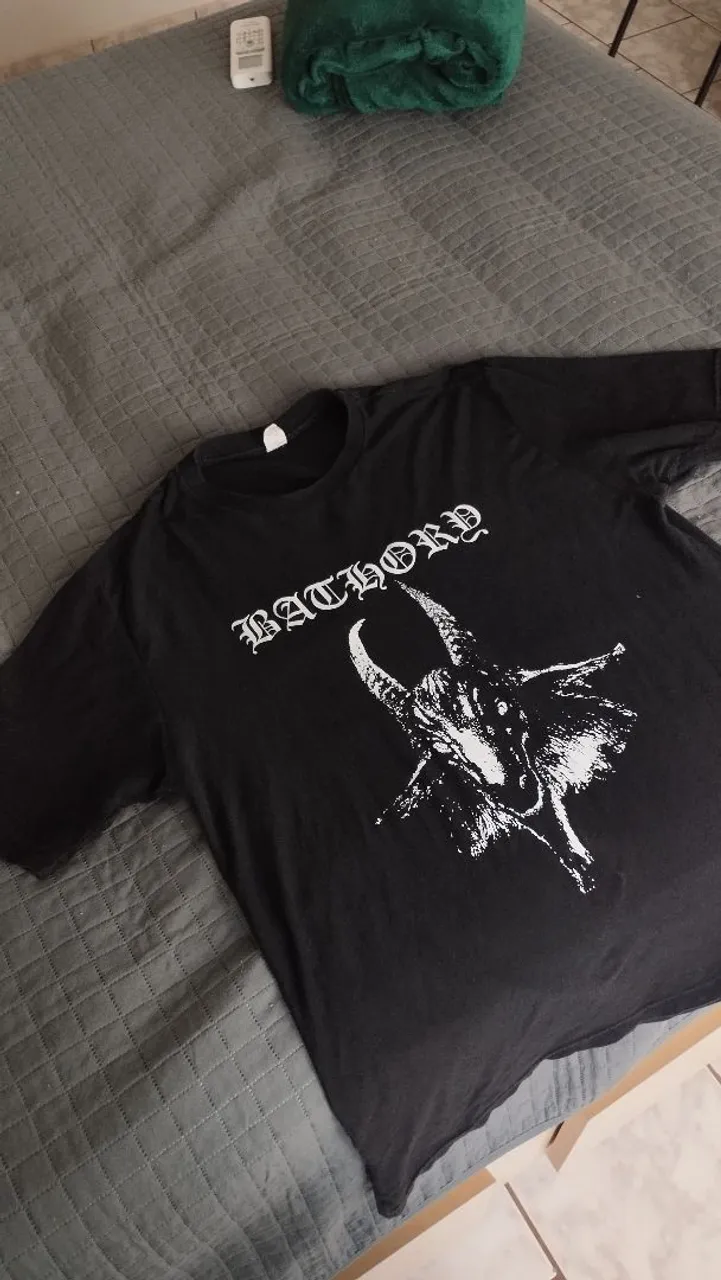 Camiseta Bathory - Banda de Metal