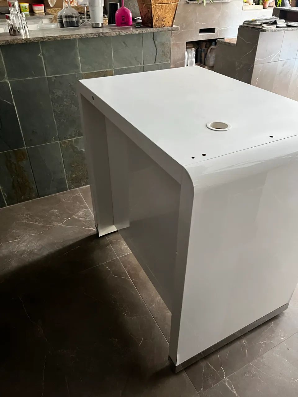 Balcão branco tipo mesa ou aparador - Foto 3