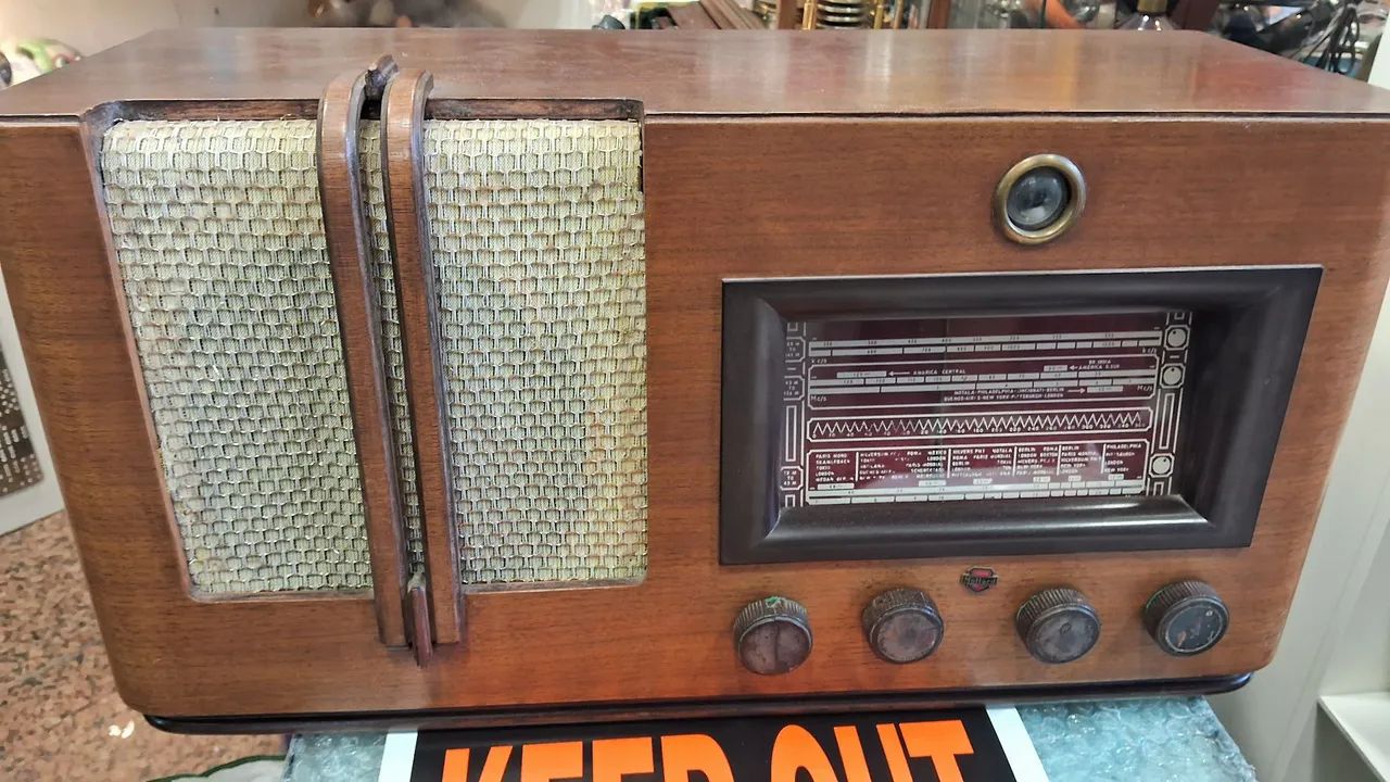 Raro Rádio década de 40 item de museu - Foto 5