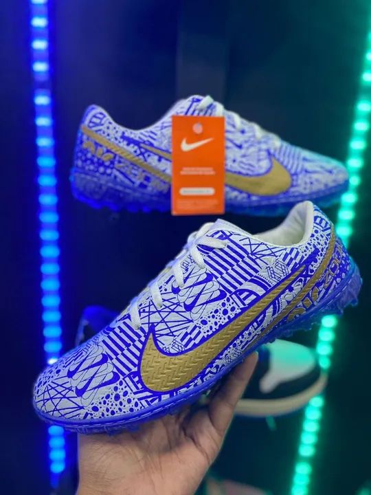 Chuteira Nike  Society Promoção