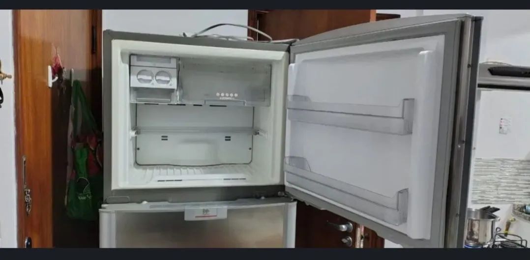 Geladeira Duplex Usada em Ótimo Estado - Foto 2