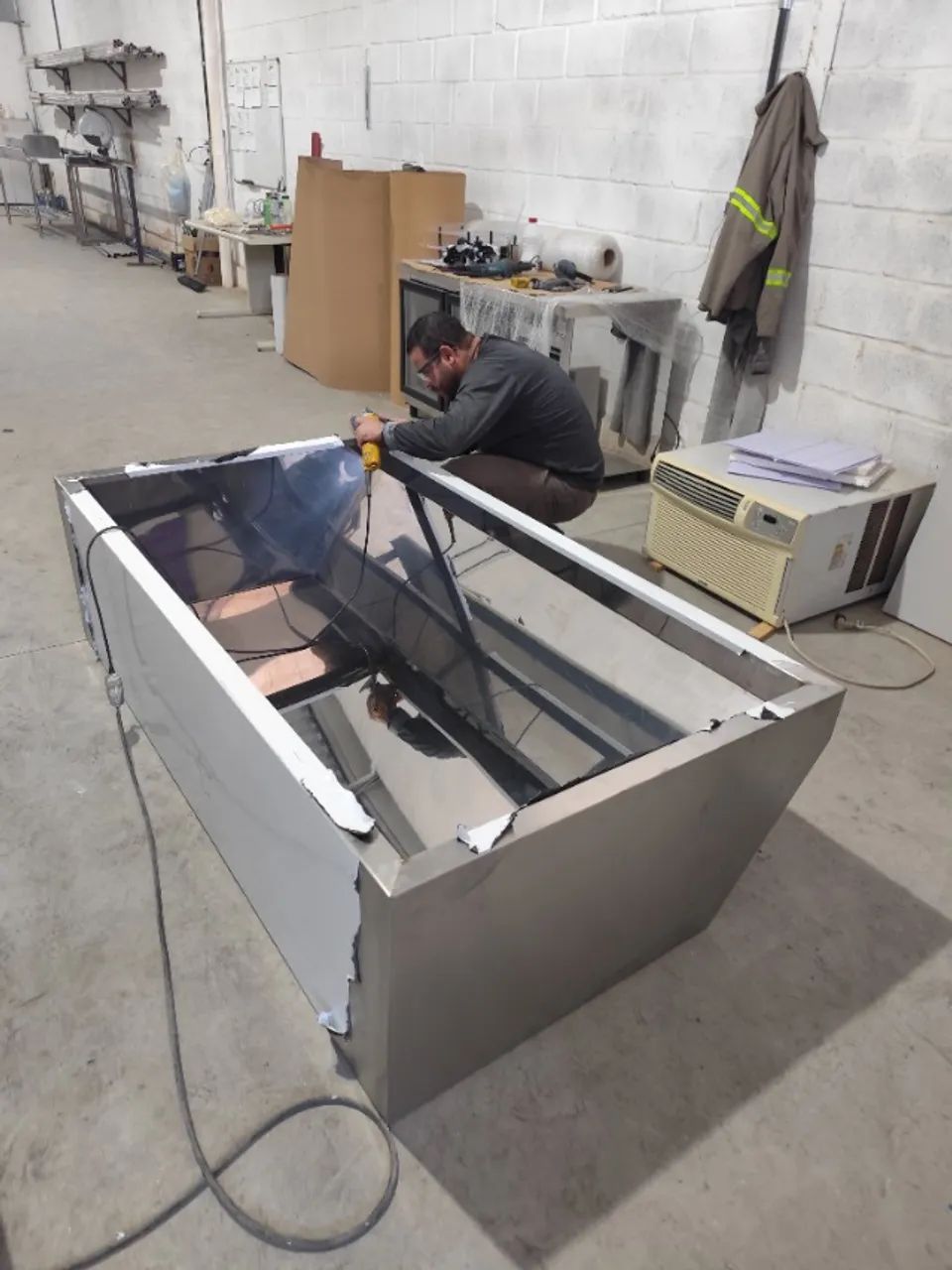 Coifa de parede 1,25m para cozinhas comerciais - Fabricada em aço inox