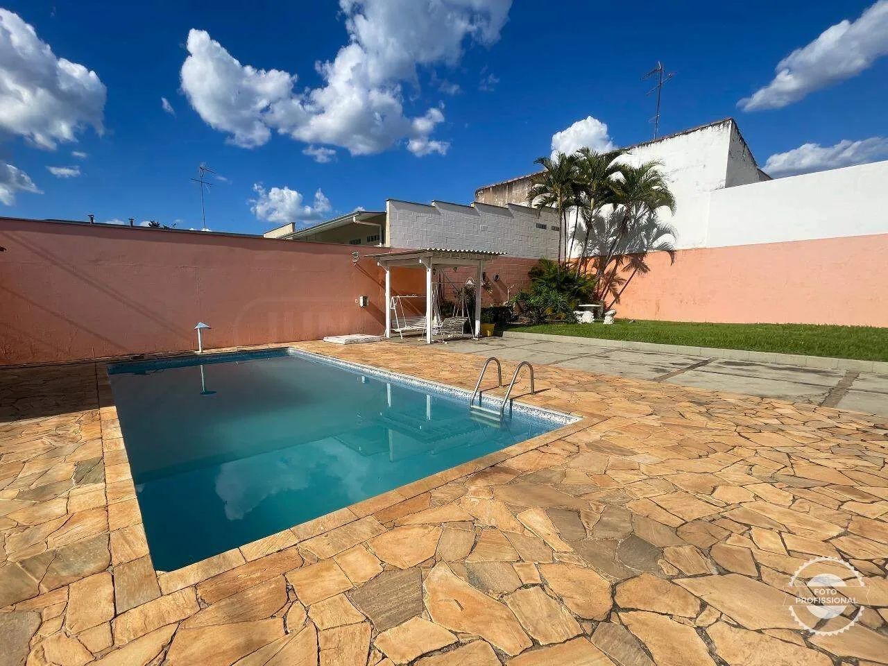 Casa à venda, 2 quartos, 4 vagas, Nova Piracicaba - Piracicaba/SP