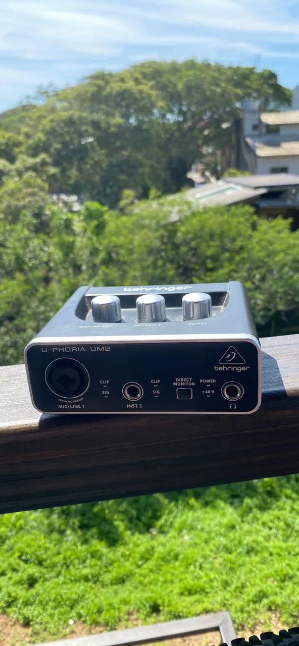 Behringer U-Phoria UM2 Black Audio Interface64303157926657120