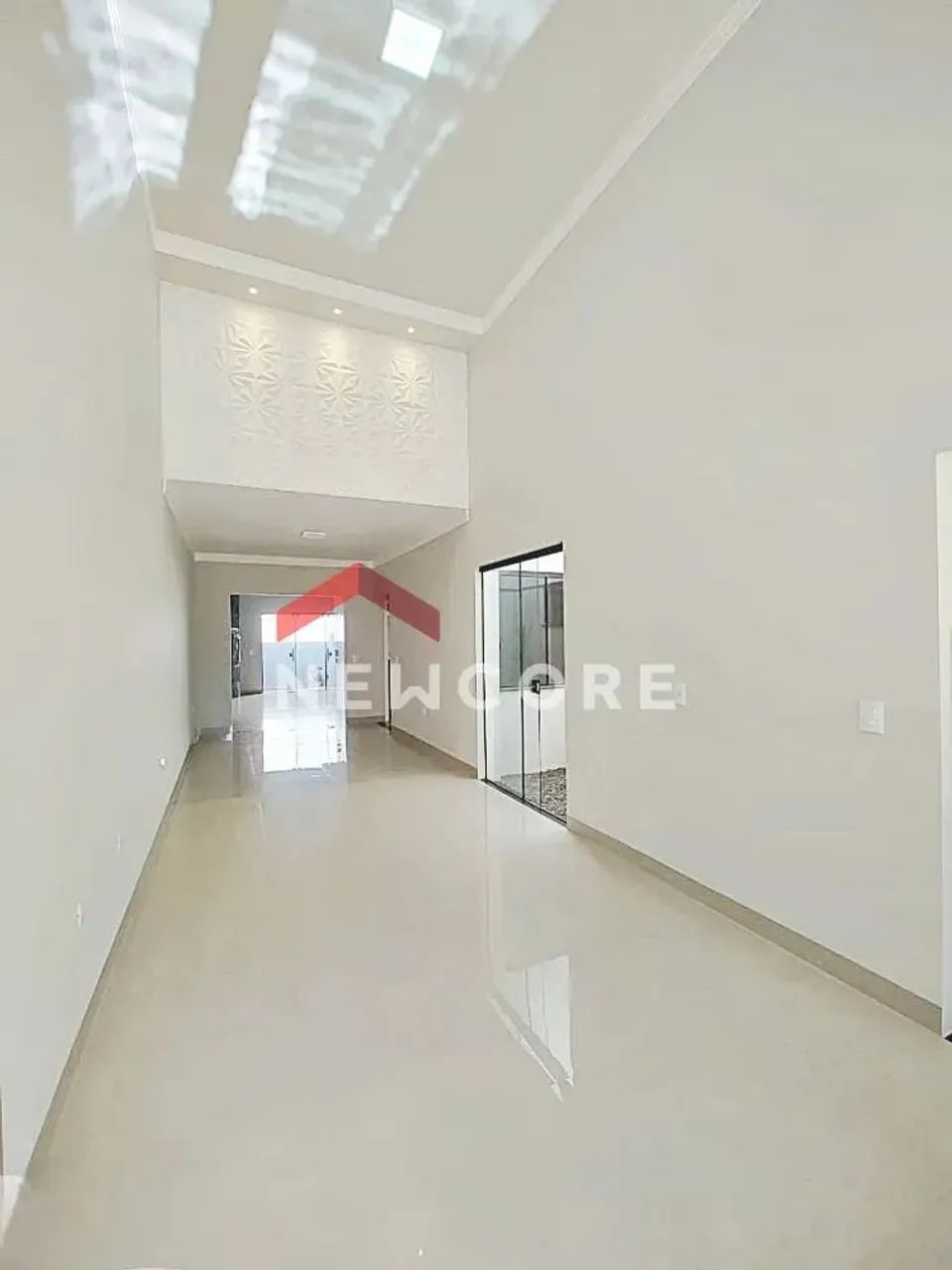 Casa em Rua Pioneiro Francisco Alcalde - Jardim Higienópolis - Maringá/PR - Foto 3
