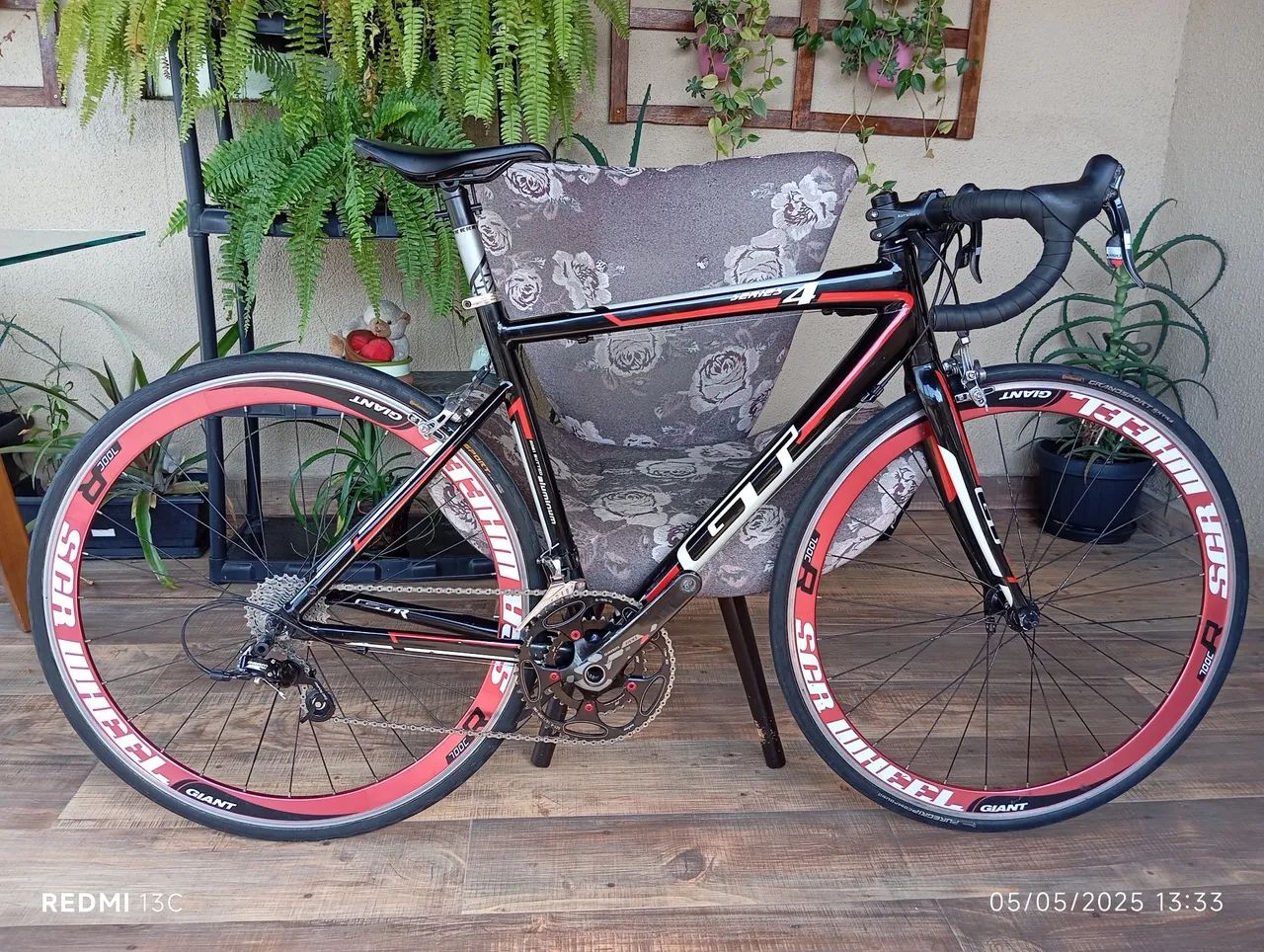 Bicicleta GT 4 Séries Sram Red 20v muito leve !
