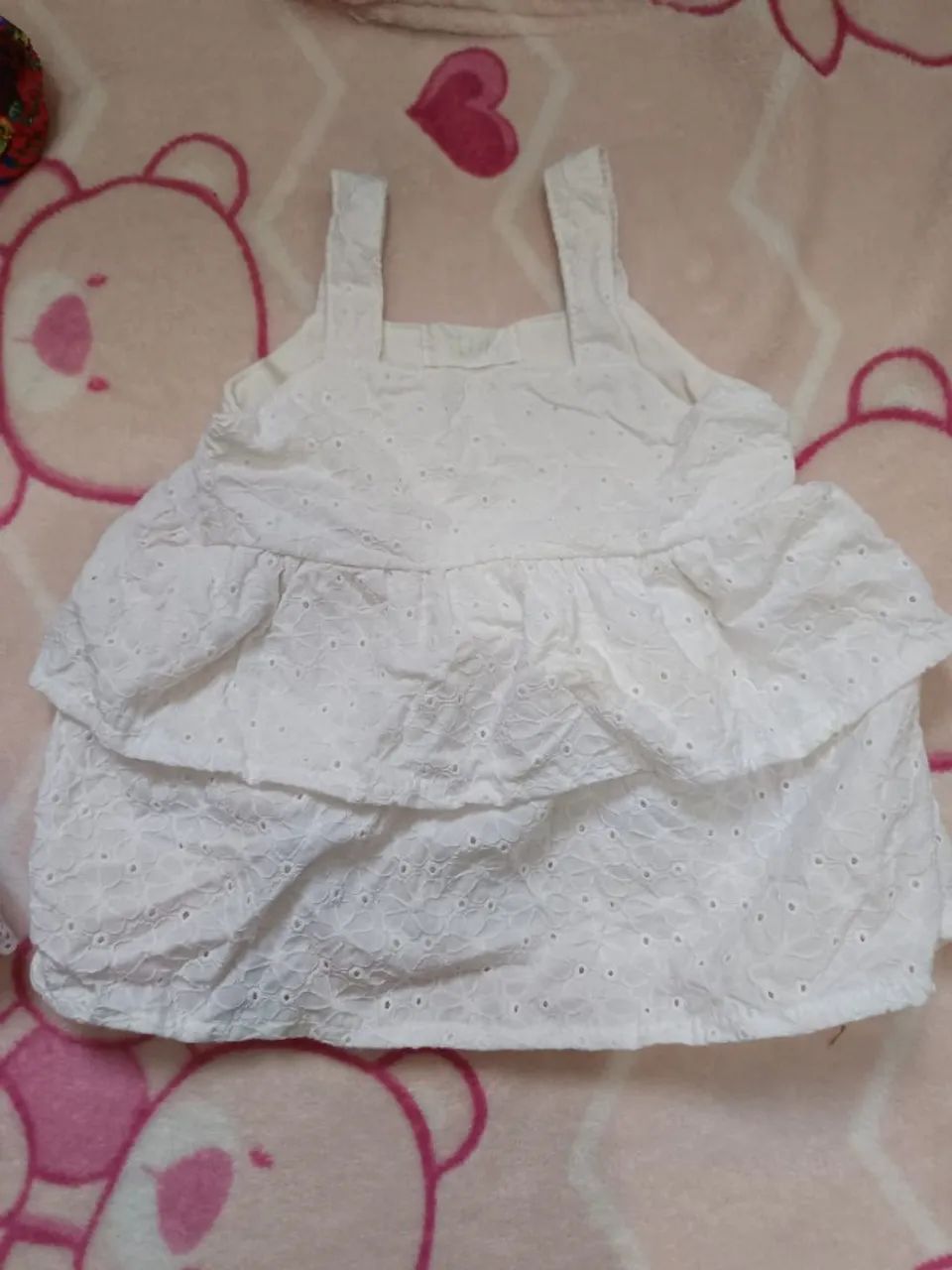 Bata branca de laise puro (veste bebê menina entre 3-12 meses)