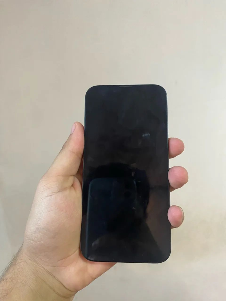 iPhone 16e