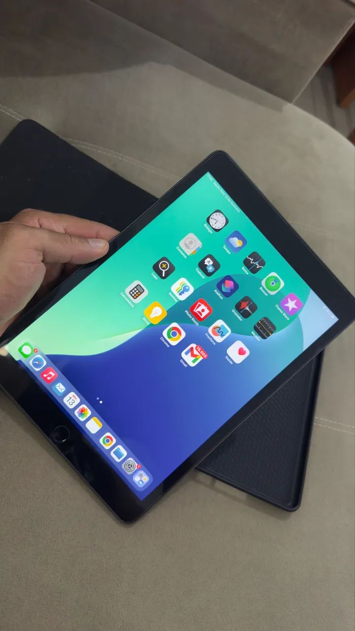 iPad 9ª Geração  Modelo 2602 64GB de memória   Semi-novo