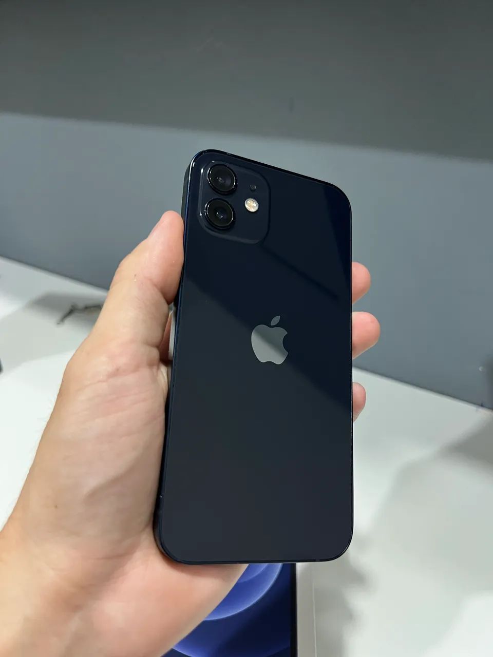 iPhone 12 64GB