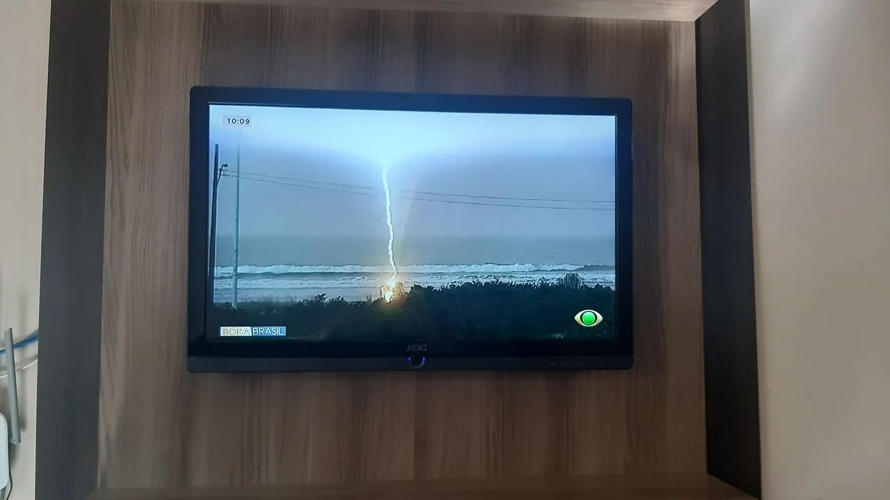 Vendo TV 32 AOC  - Foto 2