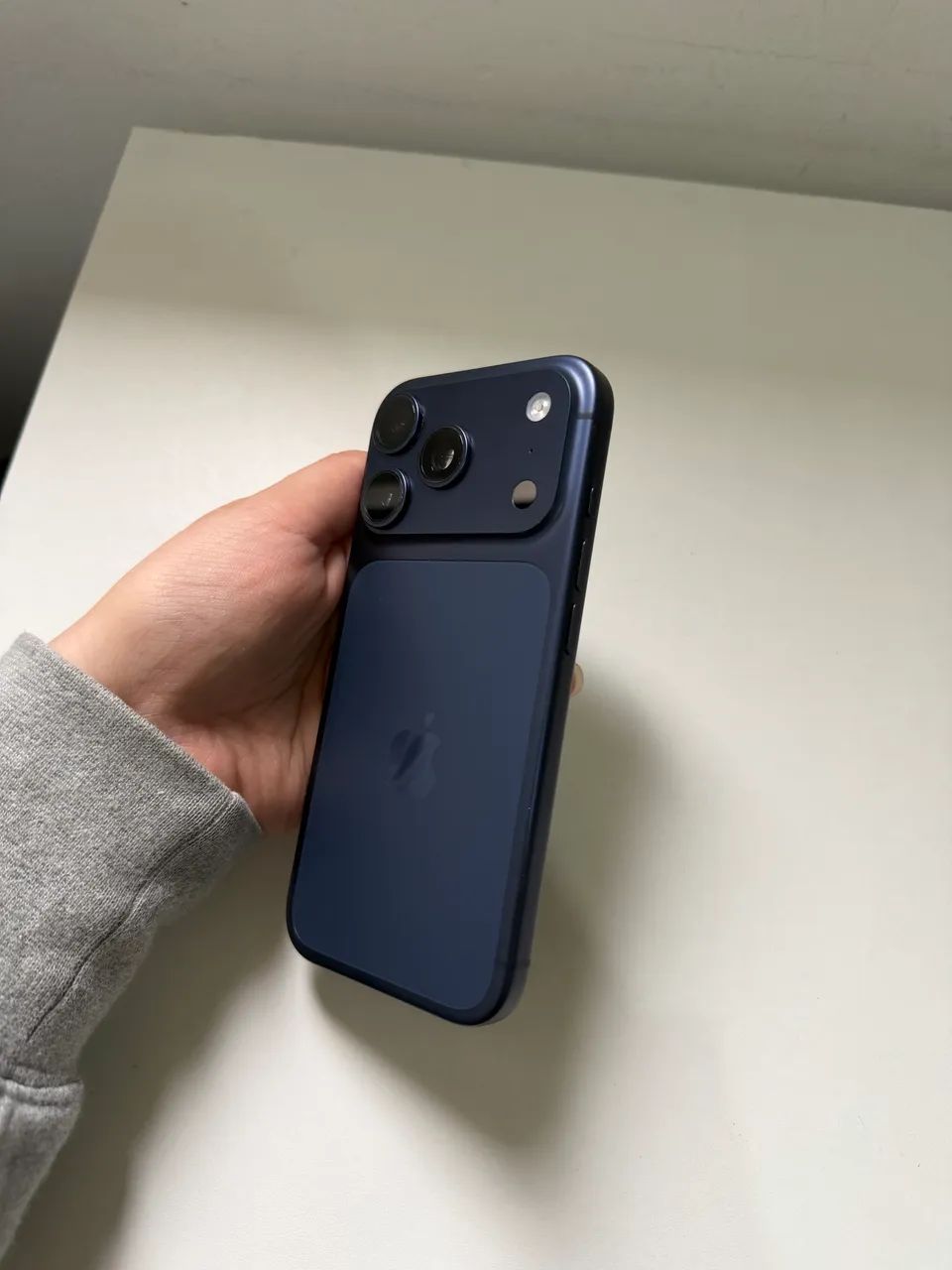 Iphone 17 Pro - Foto 3