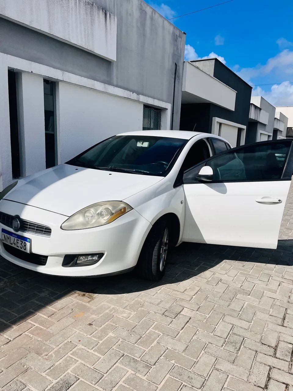 Fiat Bravo Essence 1.8 Flex 16V 5P 2012 - Foto 3